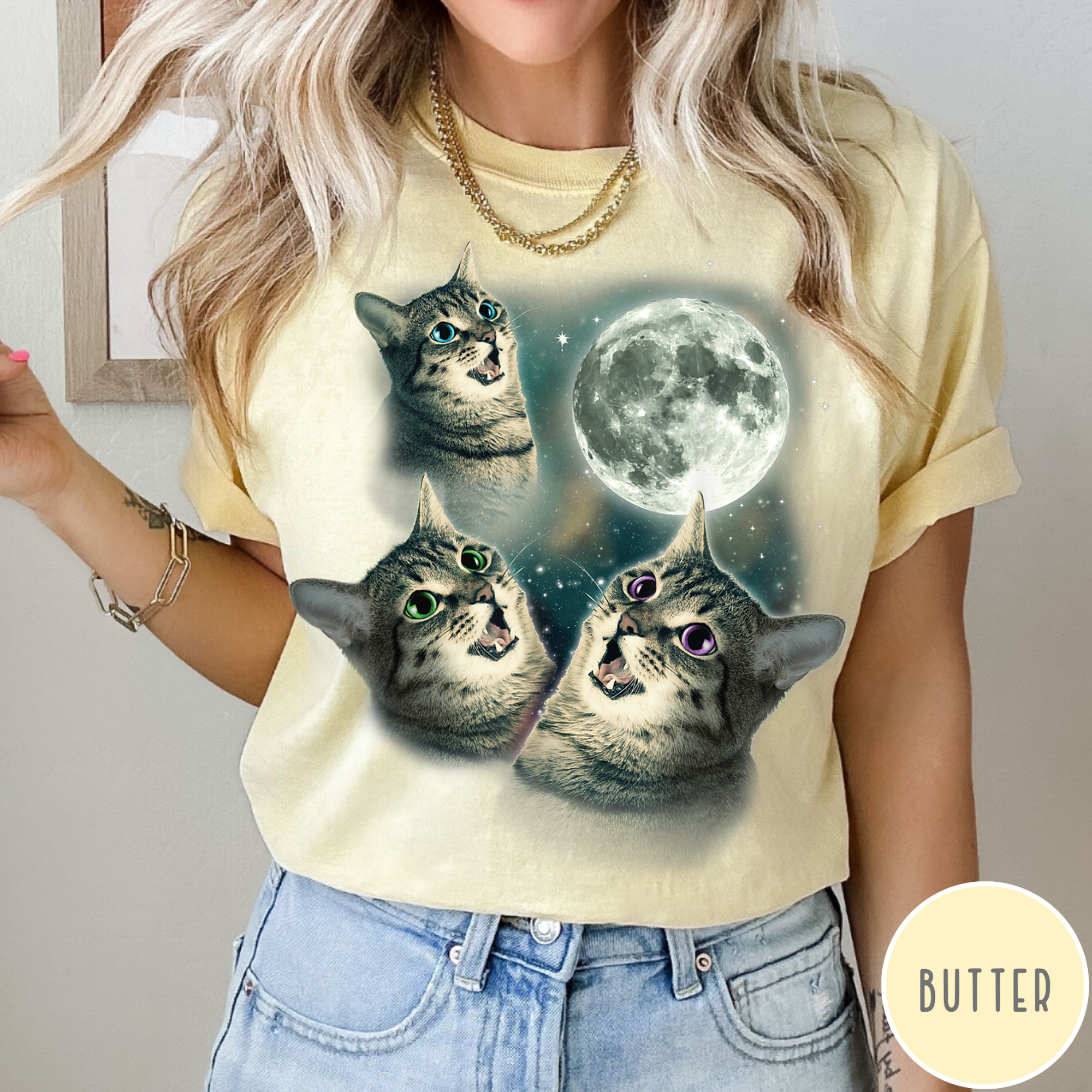 Cats Howling at the Moon T-Shirt